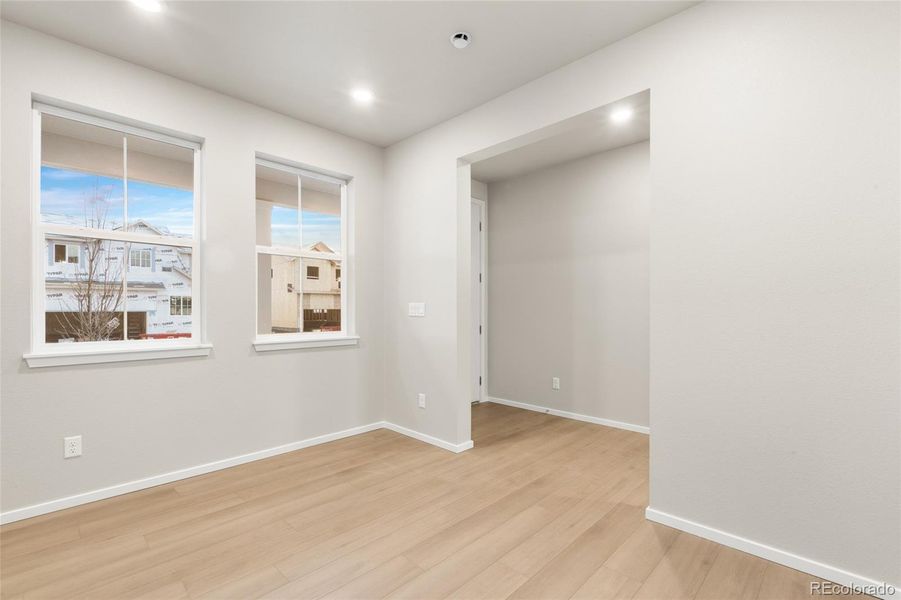 Spacious, unfurnished interior of a new home in Wolf Creek Run West, Strasburg (Image 20).