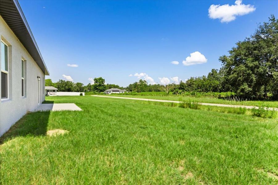 Exterior details and patio area of a home in , Ocala (Image 27).