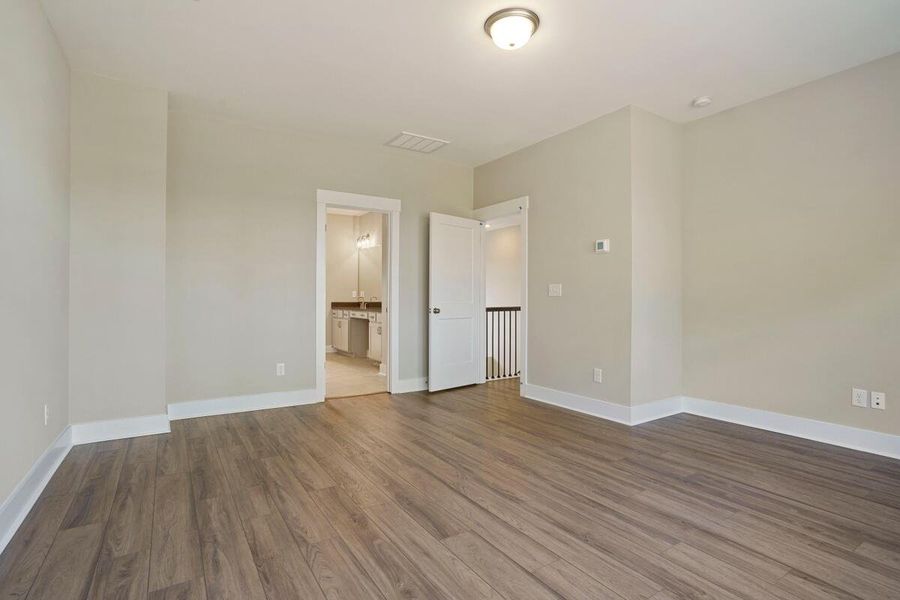 Spacious, unfurnished interior of a new home in Nexton - Midtown - The Village Collection, Summerville (Image 26).