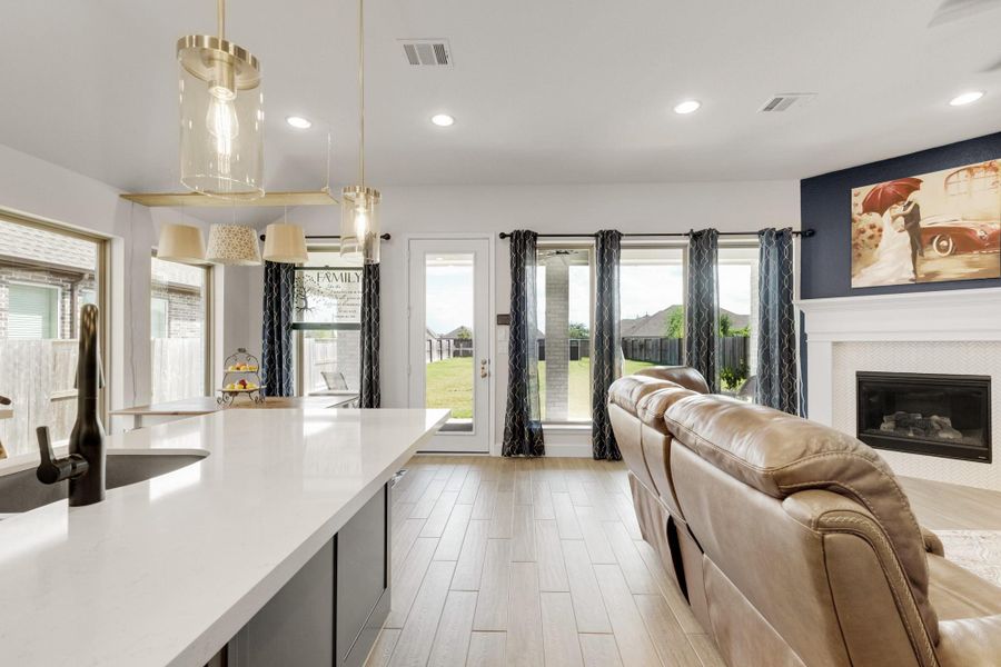 Furnished interior view inside a new home in Meridiana 55', Manvel (Image 28). Furnished interior view inside a new home in Meridiana 55', Manvel (Image 28).