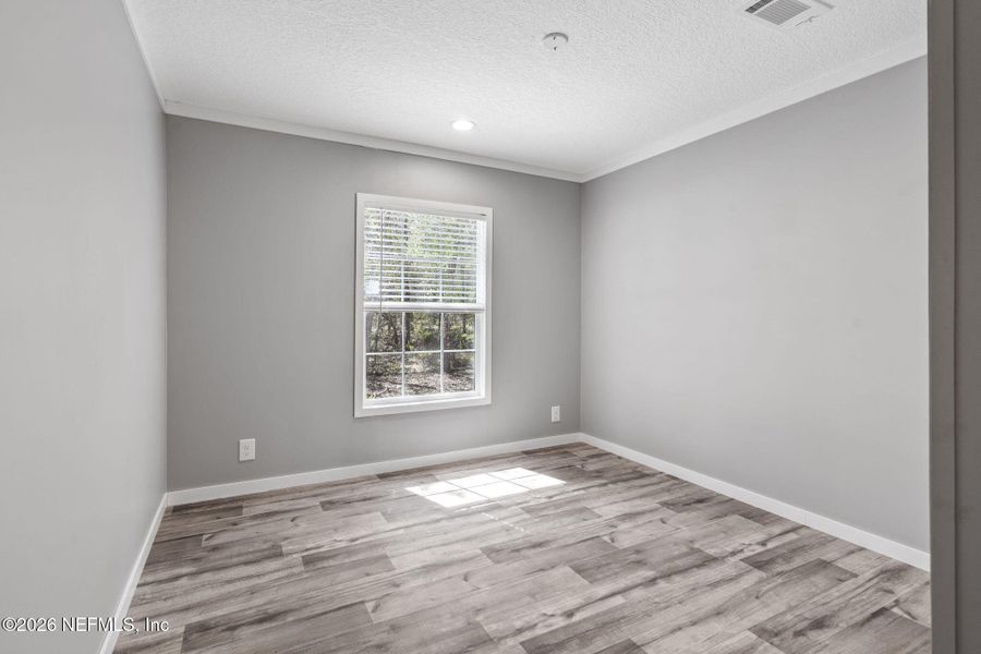 Spacious, unfurnished interior of a new home in , Keystone Heights (Image 33).