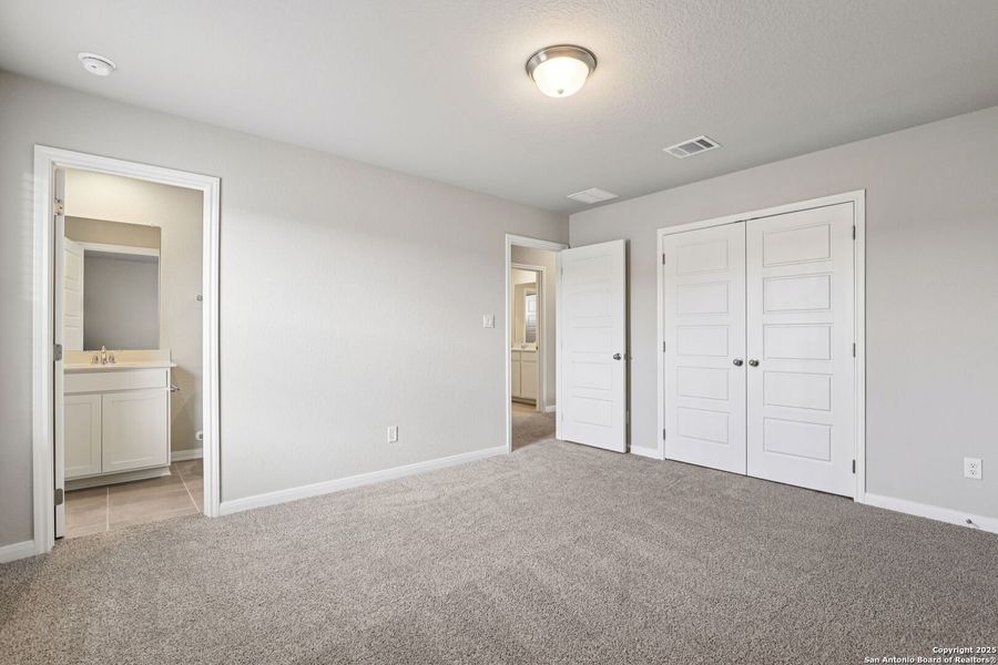 Spacious, unfurnished interior of a new home in Legendary Trails - Classic Series, Cibolo (Image 37). Spacious, unfurnished interior of a new home in Legendary Trails - Classic Series, Cibolo (Image 37).