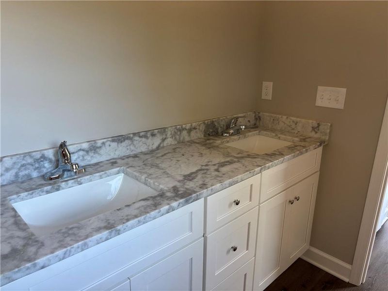 Furnished interior view inside a new home in , Dahlonega (Image 5).