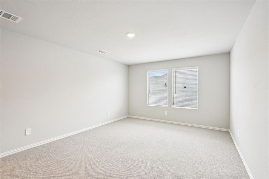 Spacious, unfurnished interior of a new home in Lakehaven - Premier Series, Farmersville (Image 30).