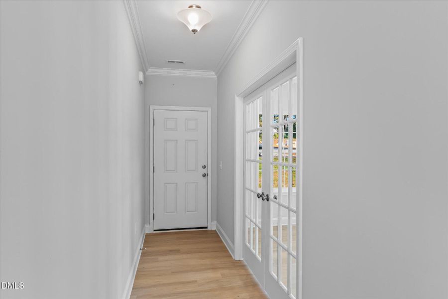 05-5504 Jaeger Drive Entry 1 05-5504 Jaeger Drive Entry 1