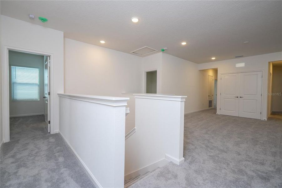 Spacious, unfurnished interior of a new home in , Orlando (Image 87).