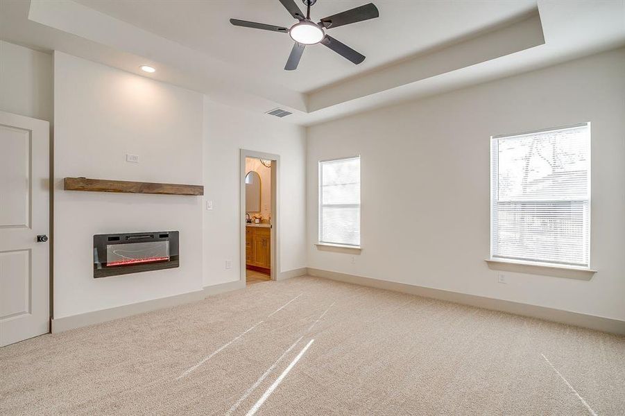 Spacious, unfurnished interior of a new home in , Runaway Bay (Image 36). Spacious, unfurnished interior of a new home in , Runaway Bay (Image 36).