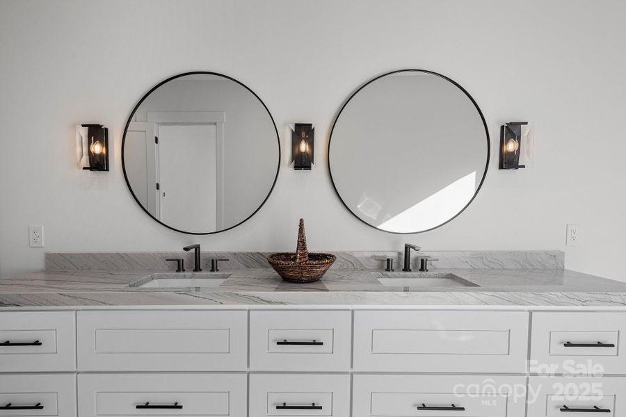 Image 30 of a home in .