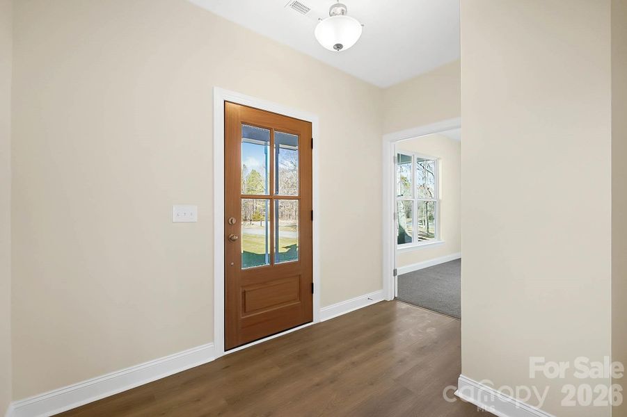 Spacious, unfurnished interior of a new home in Lancaster Hwy, Waxhaw (Image 26).