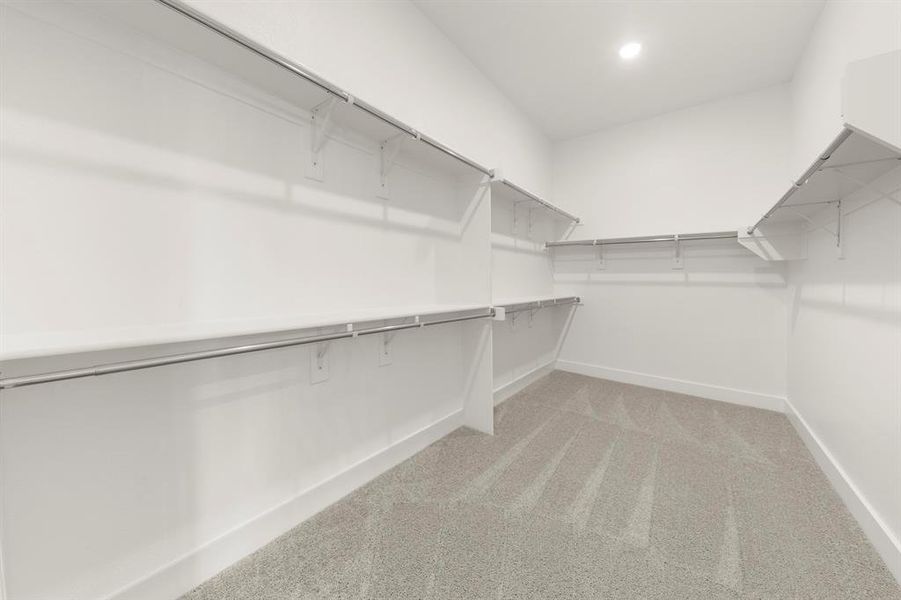 20. 2149 Ten Mile - Closet 20. 2149 Ten Mile - Closet