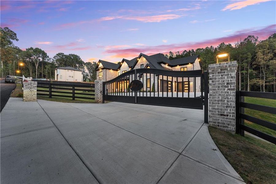 Image 103 of a home in .