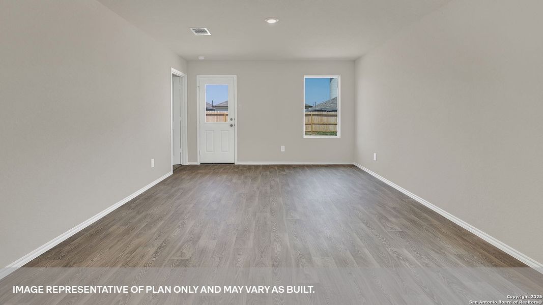Spacious, unfurnished interior of a new home in Sunset Oaks, Maxwell (Image 13).