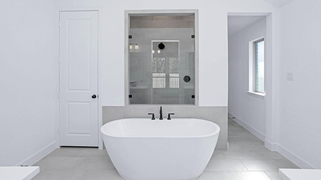 Furnished interior view inside a new home in Colton 55', Montgomery (Image 8).