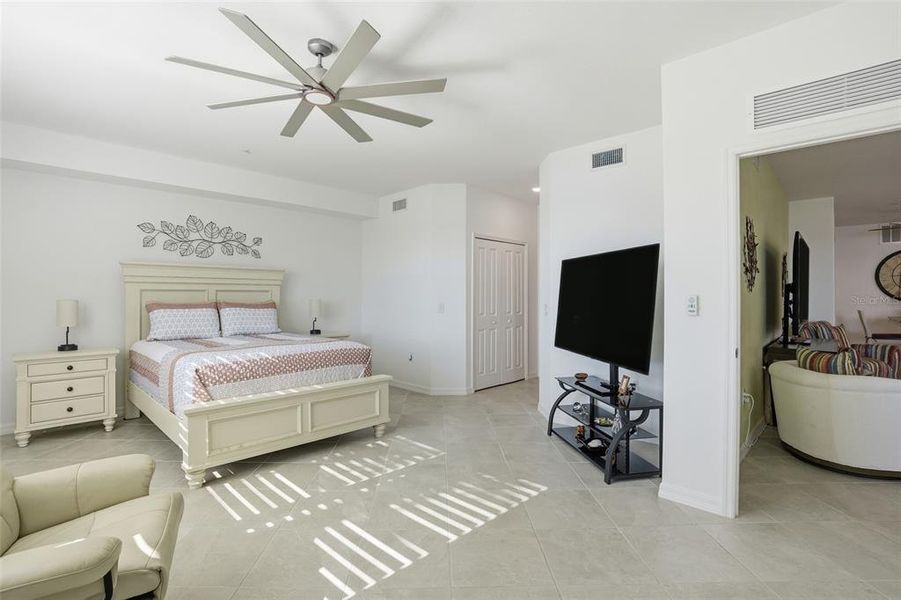 Furnished interior view inside a new home in , Punta Gorda (Image 36).