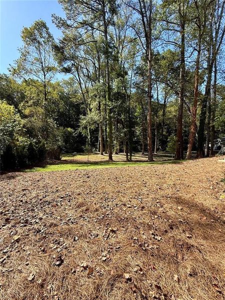 Image 90 of a home in .