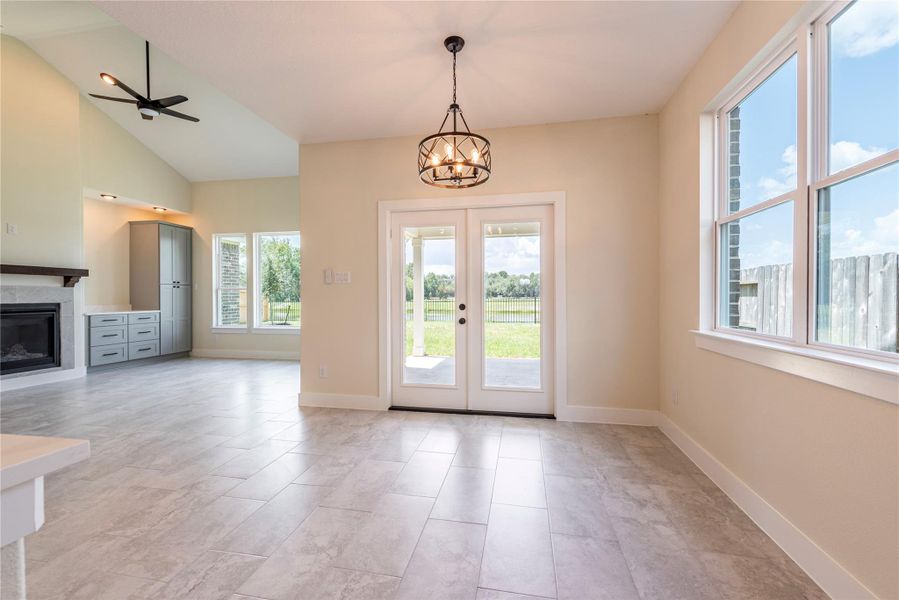 Furnished interior view inside a new home in , Santa Fe (Image 6).