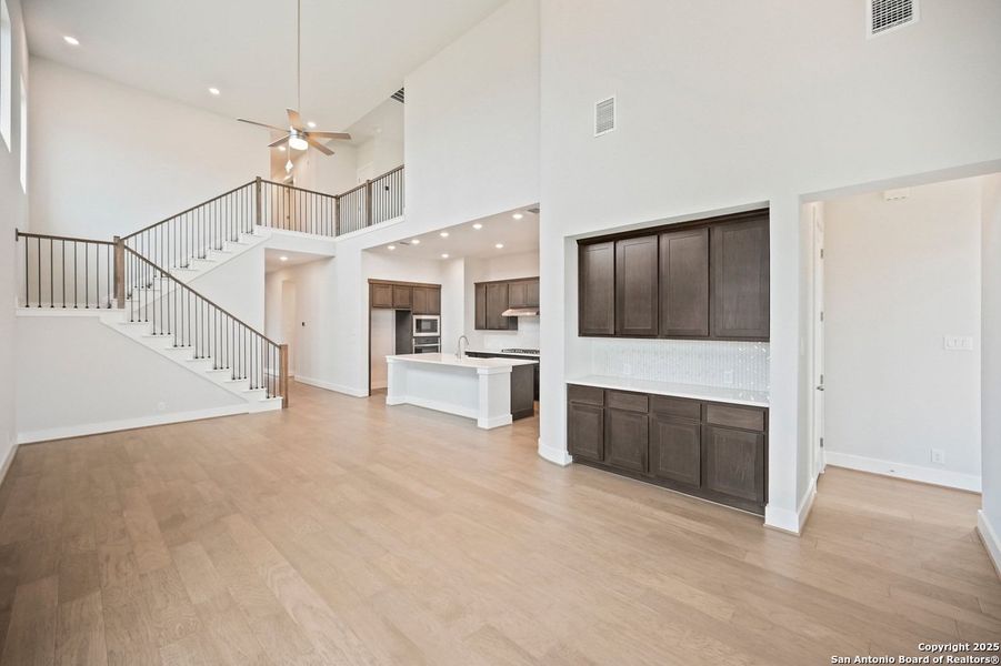 Furnished interior view inside a new home in Homestead, Schertz (Image 8).