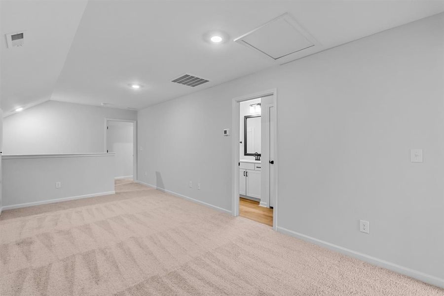 Spacious, unfurnished interior of a new home in Brayden, Advance (Image 36).