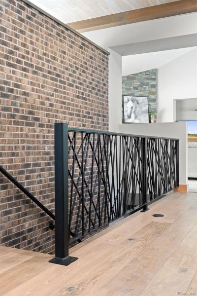 Image 43 of a home in .