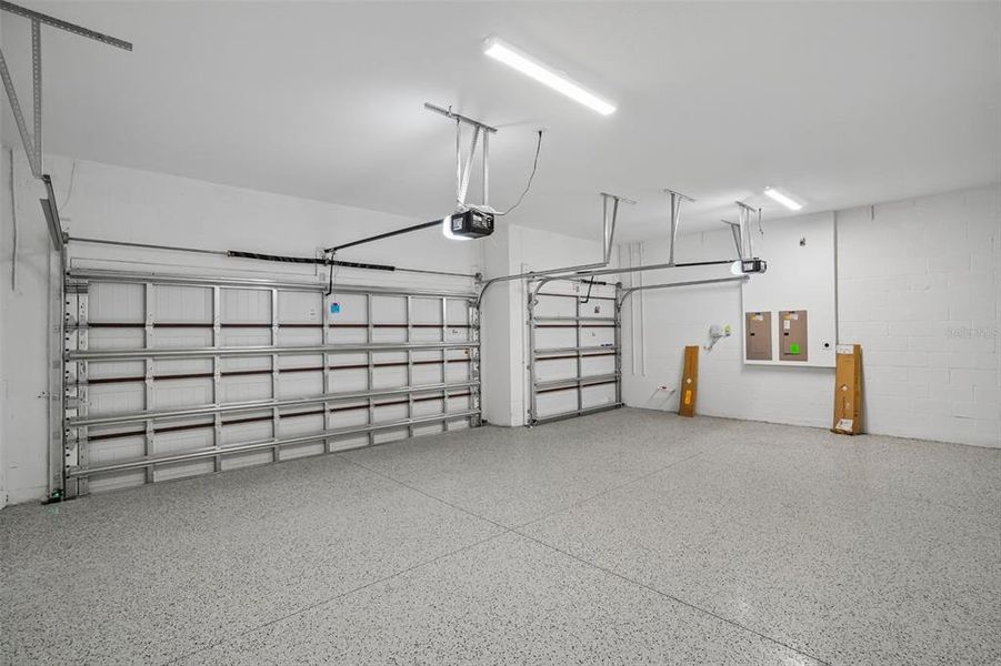 Spacious, unfurnished interior of a new home in , Zephyrhills (Image 31). Spacious, unfurnished interior of a new home in , Zephyrhills (Image 31).