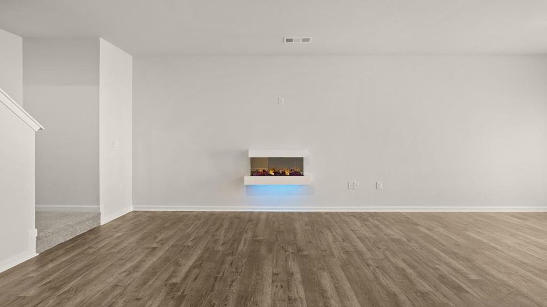 Spacious, unfurnished interior of a new home in Mountain Park, Dahlonega (Image 13).