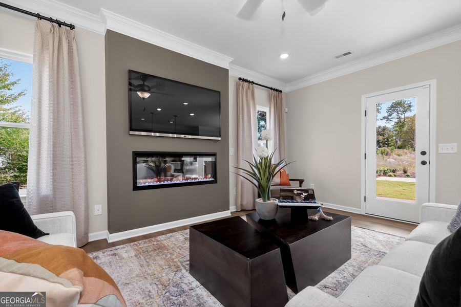Furnished interior view inside a new home in Stonebridge North, Macon (Image 22).