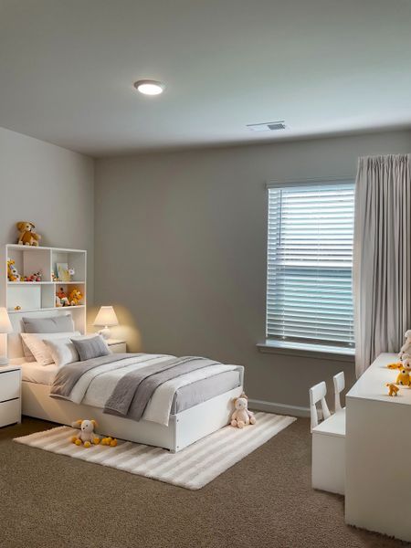 Furnished interior view inside a new home in Aberdeen, Fountain Inn (Image 14).