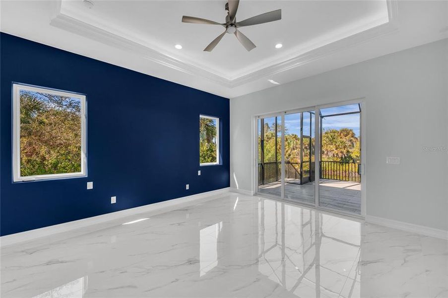 Spacious, unfurnished interior of a new home in , Port Charlotte (Image 51).