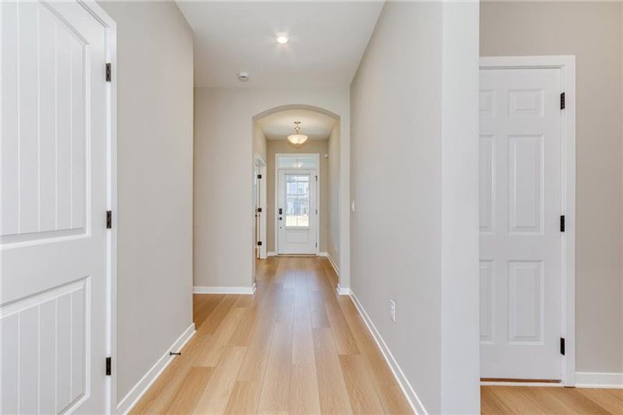 Spacious, unfurnished interior of a new home in Sweetbay Farm, Lawrenceville (Image 67).