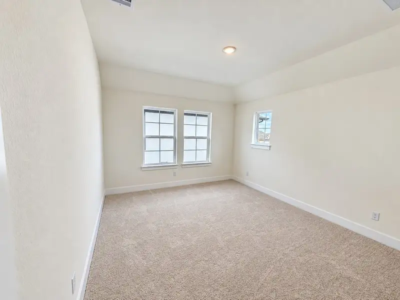 Spacious, unfurnished interior of a new home in Santa Rita Ranch, Liberty Hill (Image 21). Spacious, unfurnished interior of a new home in Santa Rita Ranch, Liberty Hill (Image 21).