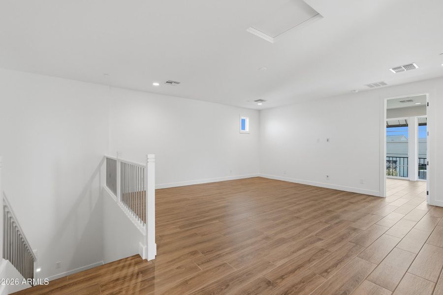 046_ListerPros 046_ListerPros