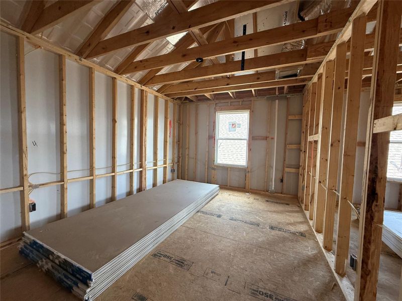 Spacious, unfurnished interior of a new home in Berry Creek Highlands, Georgetown (Image 18). Spacious, unfurnished interior of a new home in Berry Creek Highlands, Georgetown (Image 18).