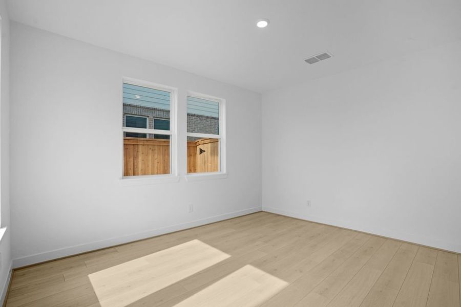 Spacious, unfurnished interior of a new home in Avalon at Cypress, Cypress (Image 28).