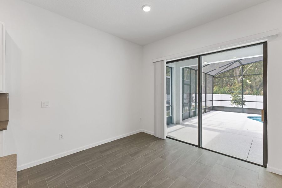 Representative unfurnished interior of a home built from the Aquamarine by Park Square Residential in Paradiso Grande, Orlando (Image 11).