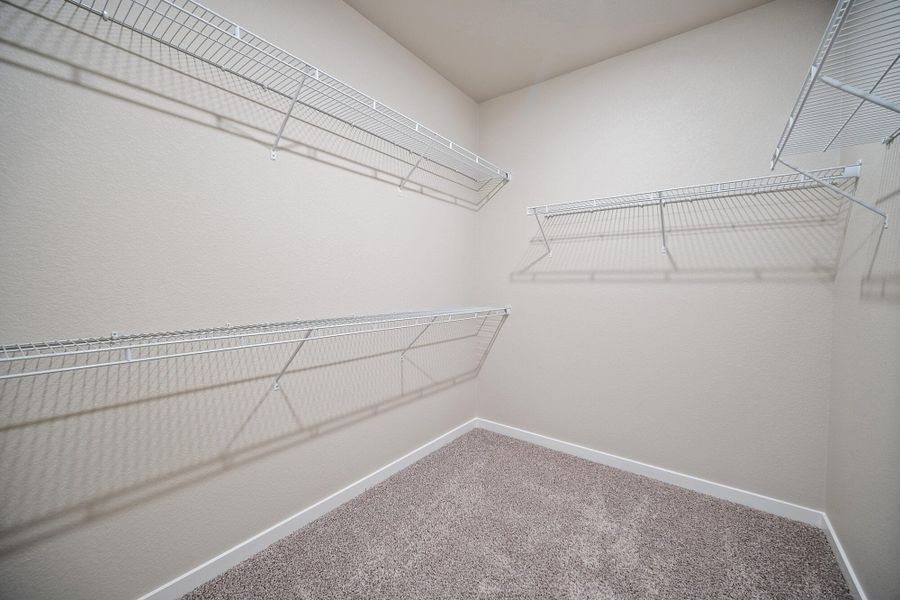 Spacious, unfurnished interior of a new home in Ridge at Lorson Ranch, Colorado Springs (Image 17).
