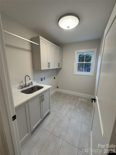 Image 44 of a home in .