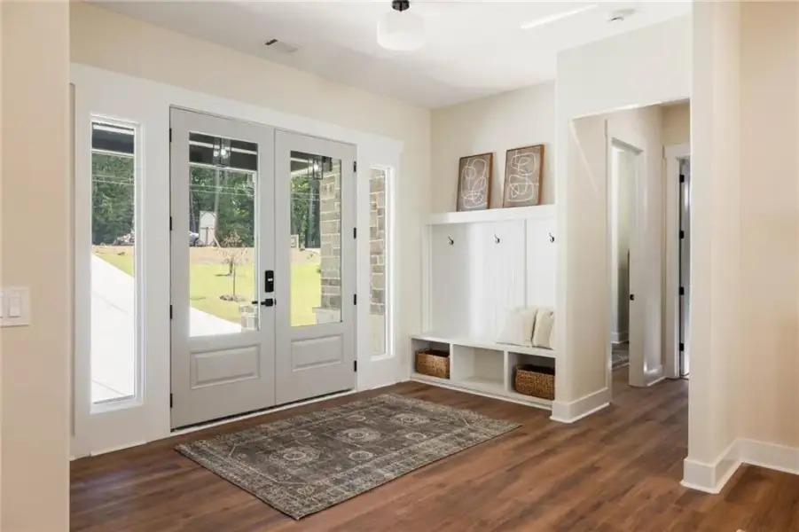 Spacious, unfurnished interior of a new home in , Snellville (Image 22). Spacious, unfurnished interior of a new home in , Snellville (Image 22).