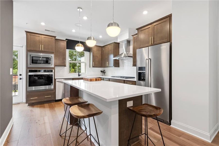 Furnished interior view inside a new home in 1871 Hollywood, Atlanta (Image 18).