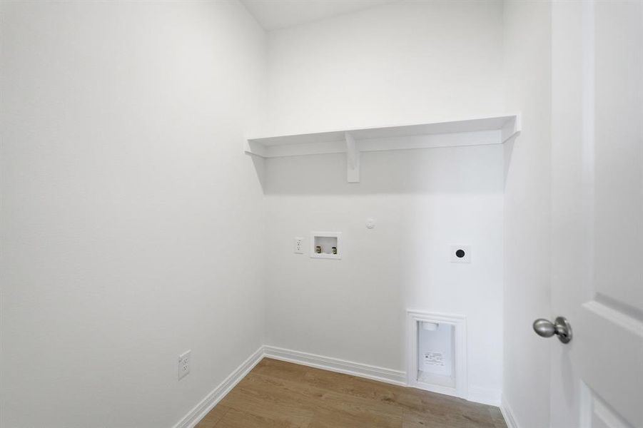 Spacious, unfurnished interior of a new home in Westridge, McKinney (Image 29). Spacious, unfurnished interior of a new home in Westridge, McKinney (Image 29).
