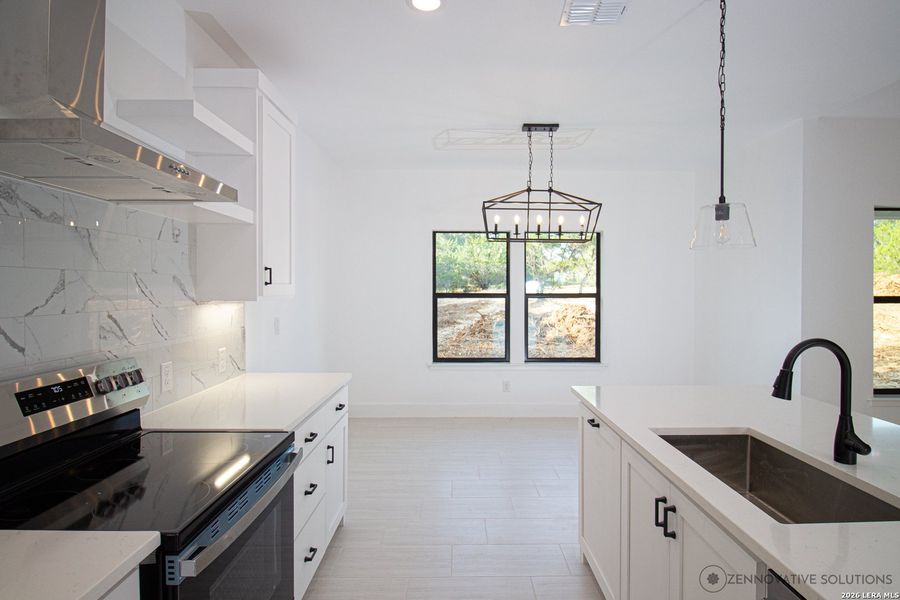 Furnished interior view inside a new home in , Canyon Lake (Image 6).