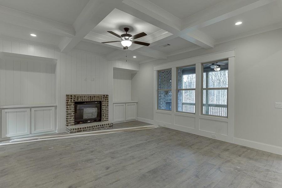 Spacious, unfurnished interior of a new home in , Jefferson (Image 21).