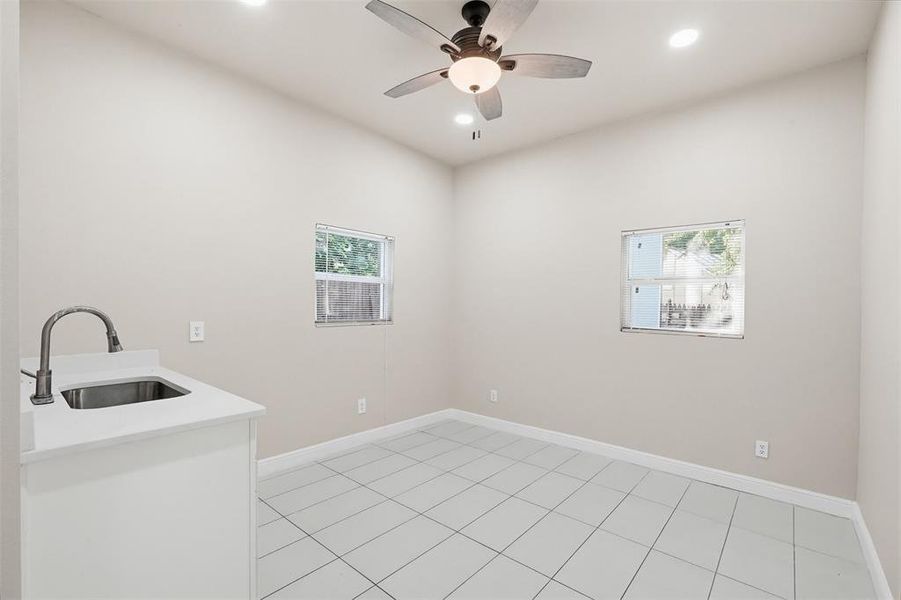 Spacious, unfurnished interior of a new home in , Fort Worth (Image 17).