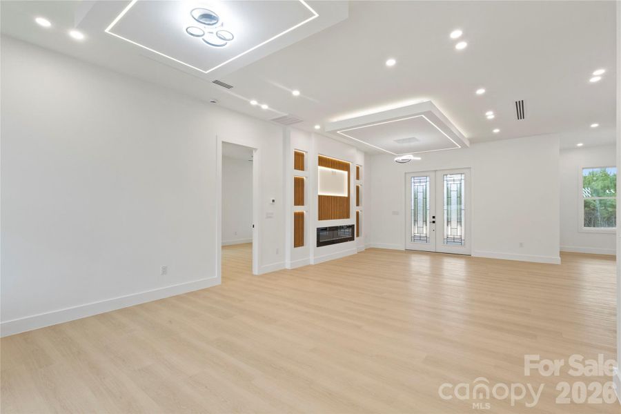 Spacious, unfurnished interior of a new home in , Gastonia (Image 12).