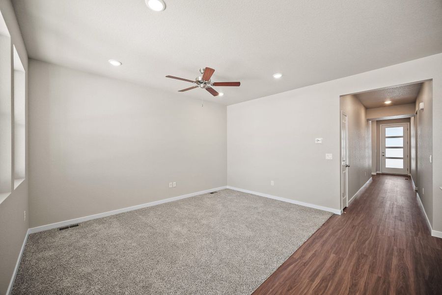 Spacious, unfurnished interior of a new home in Aspen Ranch, Fountain (Image 16).