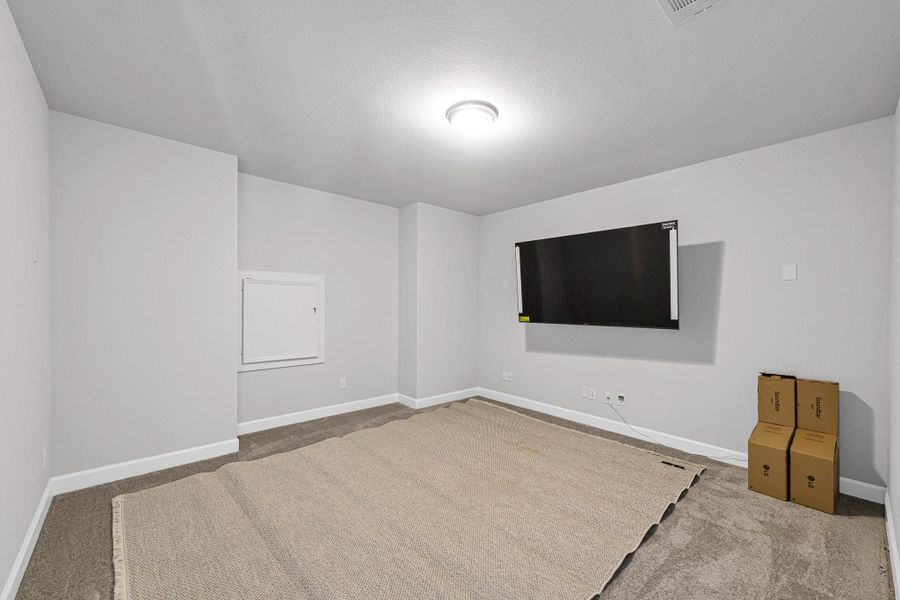 Spacious, unfurnished interior of a new home in Cross Creek West 55', Fulshear (Image 23). Spacious, unfurnished interior of a new home in Cross Creek West 55', Fulshear (Image 23).