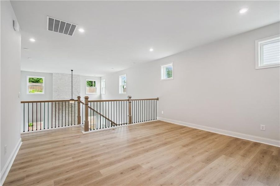 Spacious, unfurnished interior of a new home in Hillside Manor, Powder Springs (Image 15).