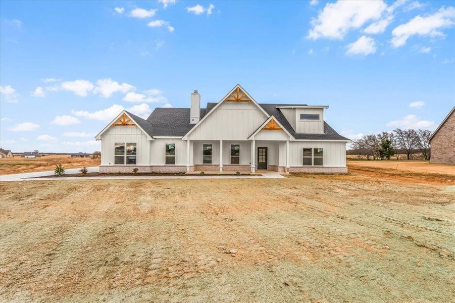 Image 33 of a home in . Image 33 of a home in .