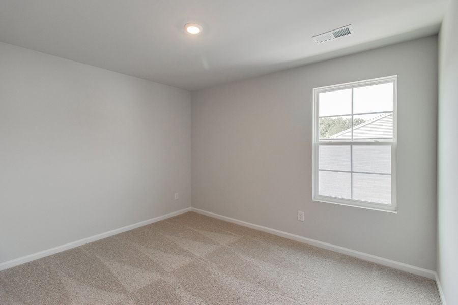 Spacious, unfurnished interior of a new home in Bluefield, Lexington (Image 34). Spacious, unfurnished interior of a new home in Bluefield, Lexington (Image 34).