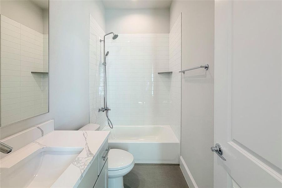 Furnished interior view inside a new home in , Irving (Image 34).