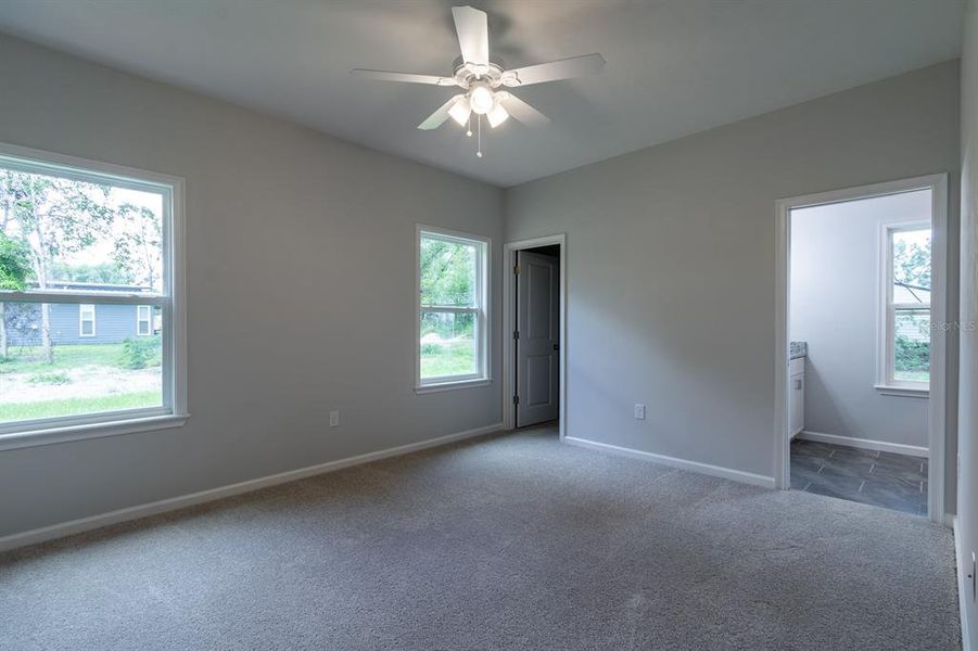 Spacious, unfurnished interior of a new home in , Trenton (Image 15).